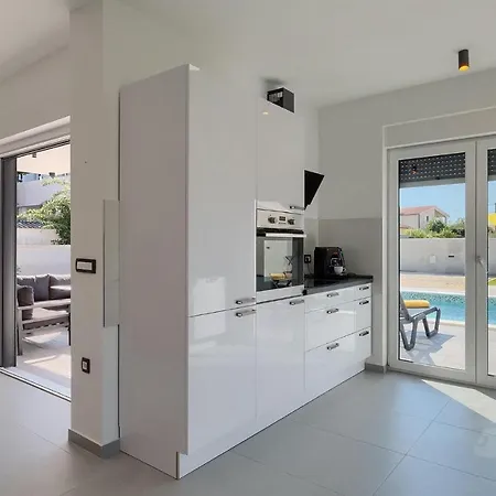 4 Bedroomstunning In بيت للعطل *